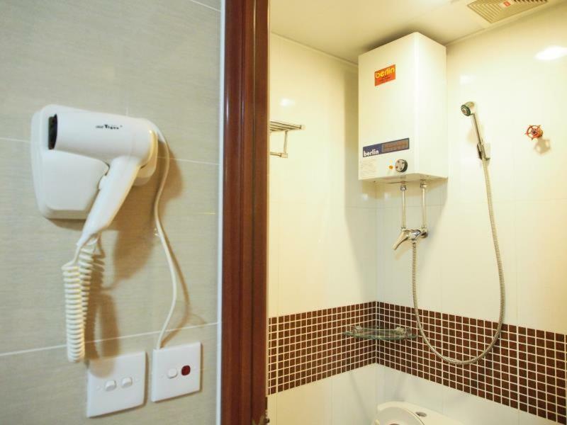 New Day Night Hostel Гонконг Экстерьер фото
